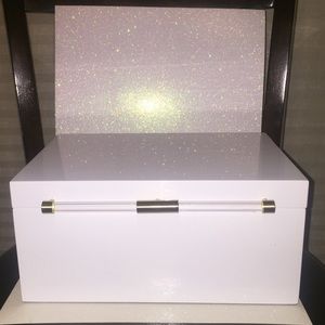 Kendra Scott Medium Antique Brass Jewelry Box